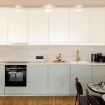 Habitat Parisien - Madeleine Galeries Lafayette